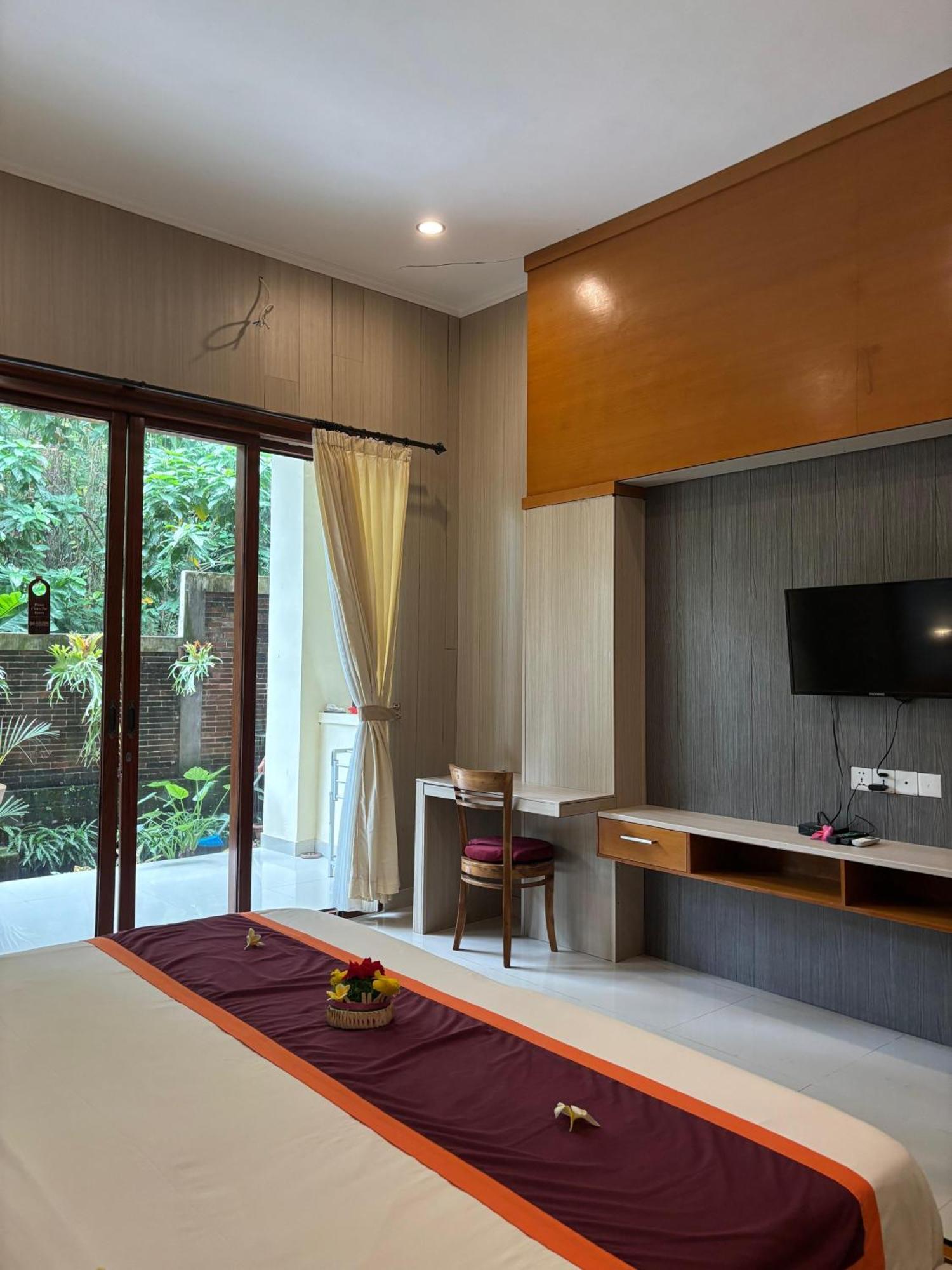 Adi Jaya By Eps - Chse Certified Ubud